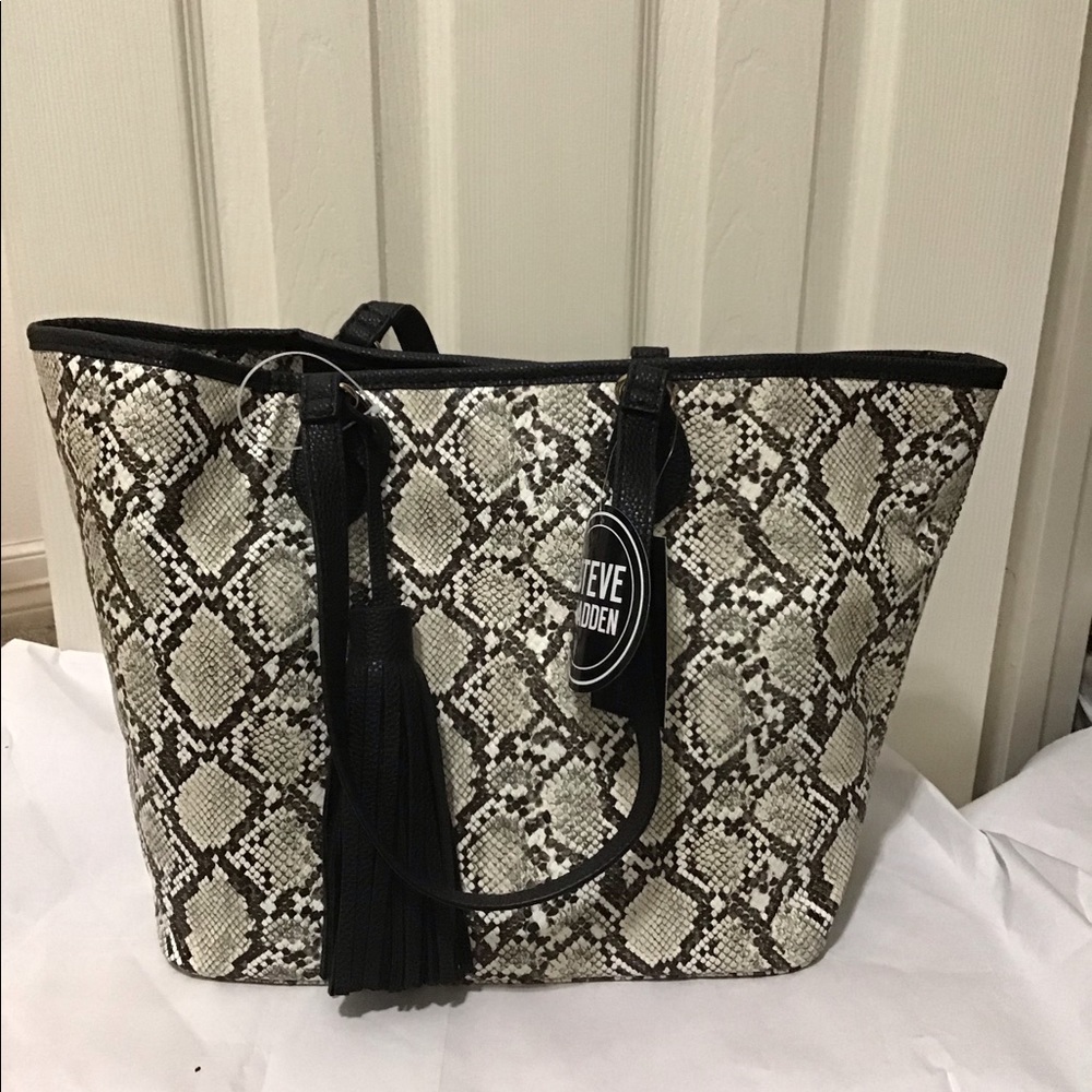 Steve Madden Tote